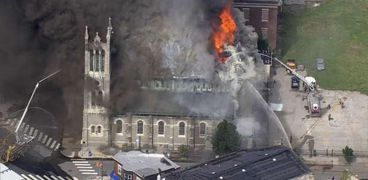 اندلاع حريق هائل بكنيسة في ولاية بنسلفانيا الأمريكية