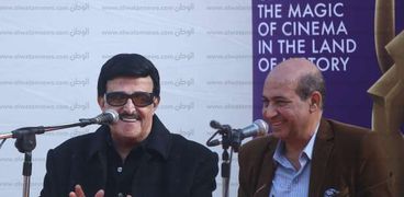 سمير غانم مع طارق الشناوى أثناء الندوة