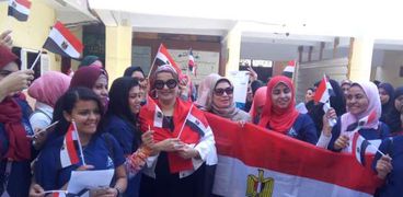 المصريون يدلون بصوتهم في الانتخابات الرئاسية