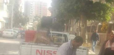 حي وسط بالإسكندرية يشن حملة لإزالة التعديات والمخالفات