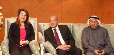 وزير التموين يشارك في افتتاح السوق الخيري لـ"سفارة الكويت"