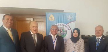 رئيس جامعة المنيا يحضر ملتقي تدريب طلاب الجامعات العربيه