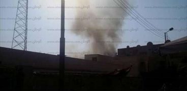 تصاعد الأدخنة من مستشفى مهجورة في نجع حمادي