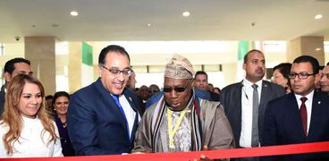 رئيس الوزراء خلال افتتاح المعرض الأول للتجارة البينية الأفريقية