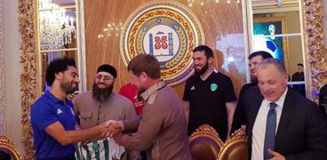اللاعب محمد صلاح مع الرئيس الشيشاني "قاديروف