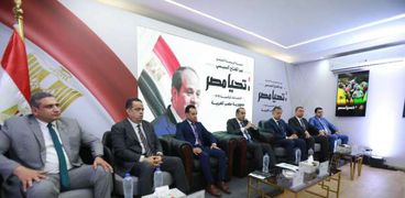 لقاء حملة المرشح الرئاسي عبد الفتاح السيسي ووفد اتحاد الغرف السياحية