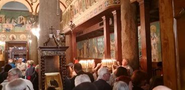 الوفد اليونانى والقبرصي يزور كنيسة القديس سابا