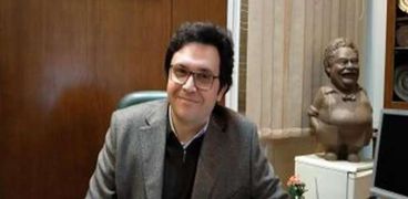 الدكتور أحمد هنو وزير الثقافة الجديد