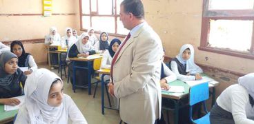 بالصور| "تعليم الفيوم": استبعاد ملاحظين من لجنة "النهضة" بسبب عدم الانضباط