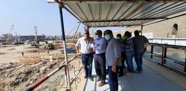  نائب وزير الإسكان يتفقد مشروع تطوير «منطقة سور مجرى العيون» (صور)