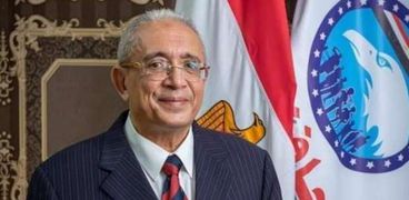 النائب ياسر عمر وكيل لجنة الخطة والموازنة بمجلس النواب