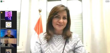 وزيرة الهجرة بندوة «روتاري كايرو»: نحرص على خدمة المصريين بالخارج في كل المحافل