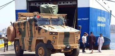 سفينة تركية تنقل أسلحة إلى ليبيا