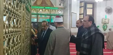 رئيس مدينة دسوق الجديد يتفقد مسجد إبراهيم الدسوقي
