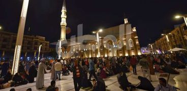 إقبال كبير من المواطنين حول مسجد سيدنا الحسين.. صورة أرشيفية