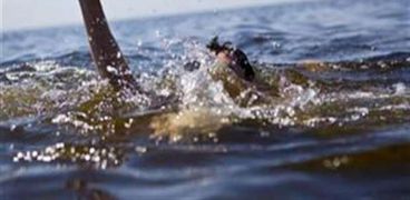 غرق طفل أثناء الاستحمام في بحر سيلا بالفيوم