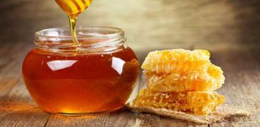 فوائد العسل للصحة والبشرة في اليوم العالمي للنحل