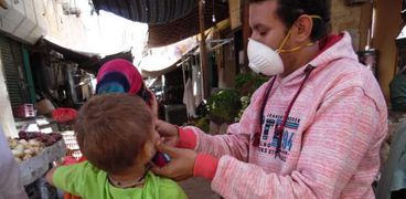 انطلاق الحملة القومية الثانية للتطعيم ضد شلل الأطفال بمحافظة أسوان