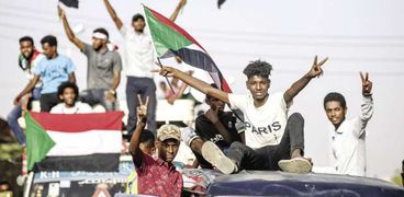 سودانيون يواصلون التظاهر لحين تحقيق مطالبهم «أ.ف.ب»