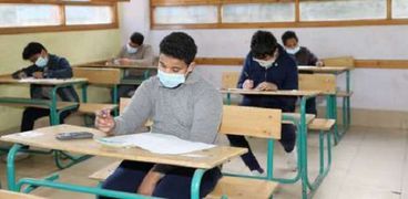 طلاب الثانوية العامة