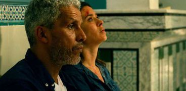 مشهد من الفيلم التونسي "بيك نعيش"
