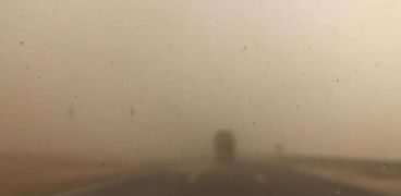 عاصفة ترابية علي طريق شرم الشيخ الجديد