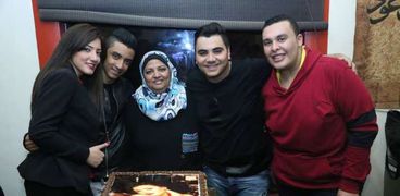 بالصور| نجمة استار أكاديمي دينا عادل تحتفل بأولى أغنياتها