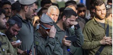 بكاء جيش الاحتلال الإسرائيلي