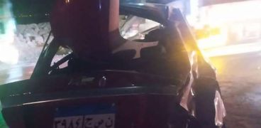 حادث تصادم سيارتين ملاكي على طريق أسيوط الغربي