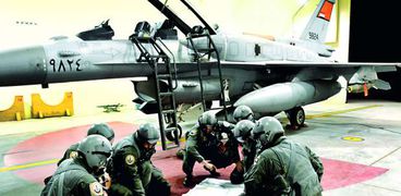 رجال القوات الجوية خلال الاستعداد لشن غارات مكثفة على البؤر الإرهابية فى سيناء