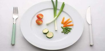 الجوع يحارب شيخوخة الدماغ بسبب السعرات الحرارية