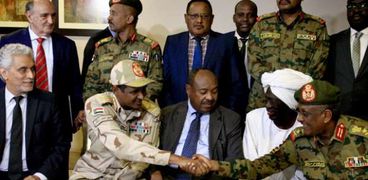 المجلس العسكرى السوداني وقوى التغير