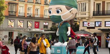 تكريم الأطقم الطبية في مدريد