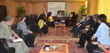 بالصور| مايا مرسي تفتتح وحدة مناهضة العنف ضد المرأة بجامعة الفيوم