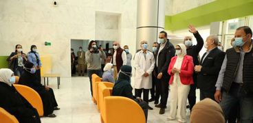 مظلة "الصحي الشامل "تحمي الأسرة المصرية من مخاطر المرض