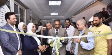 محافظ مطروح خلال افتتاح تطوير مستشفى التوليد والصحة الانجابية