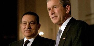 مبارك وجورج بوش