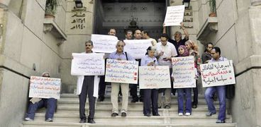 جانب من اعتصام نقابة الأطباء