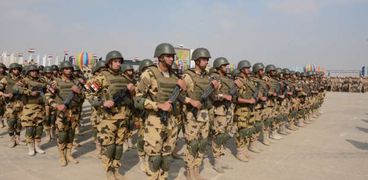 بالصور| القوات المسلحة تنهي استعدادتها للمشاركة في تأمين مقار الانتخابات