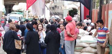 صورة للمواطنين من أمام لجنة الجبرتي بمنشأة ناصر
