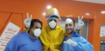 لحظة خروج الحالة الـ 7 من مستشفى العجمى بالإسكندرية