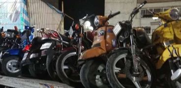 ضبط 20 دراجة نارية بدون لوحات معدنية فى حملة أمنية بطنطا