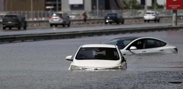 أسباب فيضان الإمارات