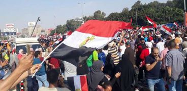 مظاهرات مؤيدة للرئيس عبدالفتاح السيسي في مدينة نصر