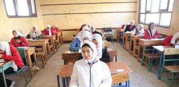 أمتحانات المرحلة الأعدادية بشمال سيناء