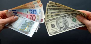 اليورو أمام الدولار