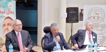 عبدالحكيم عبدالناصر خلال لقاء «يوليو الفكري»