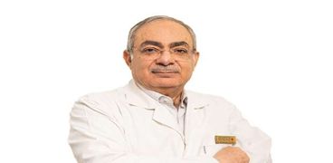 الدكتور محمد شلبي استشاري الجلدية