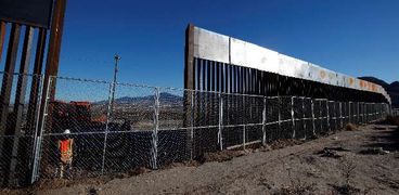 جزء جديد من الجدار الفاصل بين الحدود الأمريكية مع المكسيك