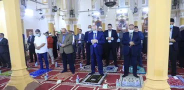 محافظ الجيزة يشارك في الاحتفال بالعام الهجري الجديد بمسجد أسد بن الفرات